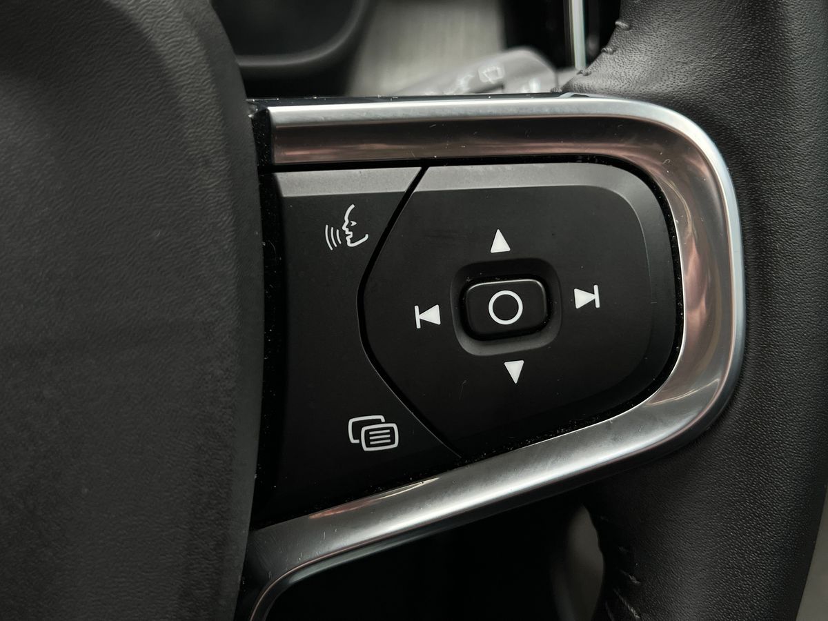 Used Volvo XC40 2020 for sale - 76565830: Photo 39