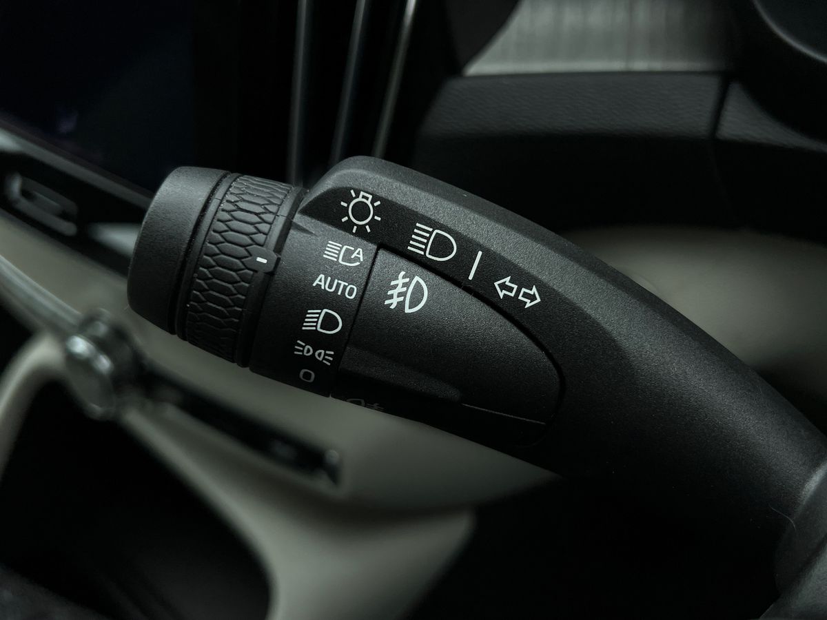 Used Volvo XC40 2020 for sale - 76565830: Photo 41