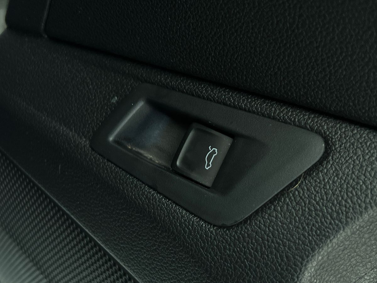 Used Volkswagen T-Roc 2019 for sale - 76364547: Photo 44