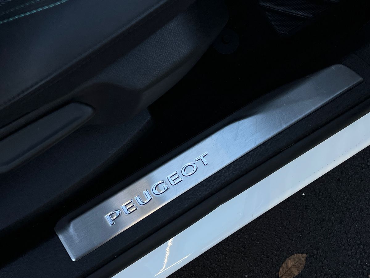 Used Peugeot 3008 2022 for sale - 76706853: Photo 30