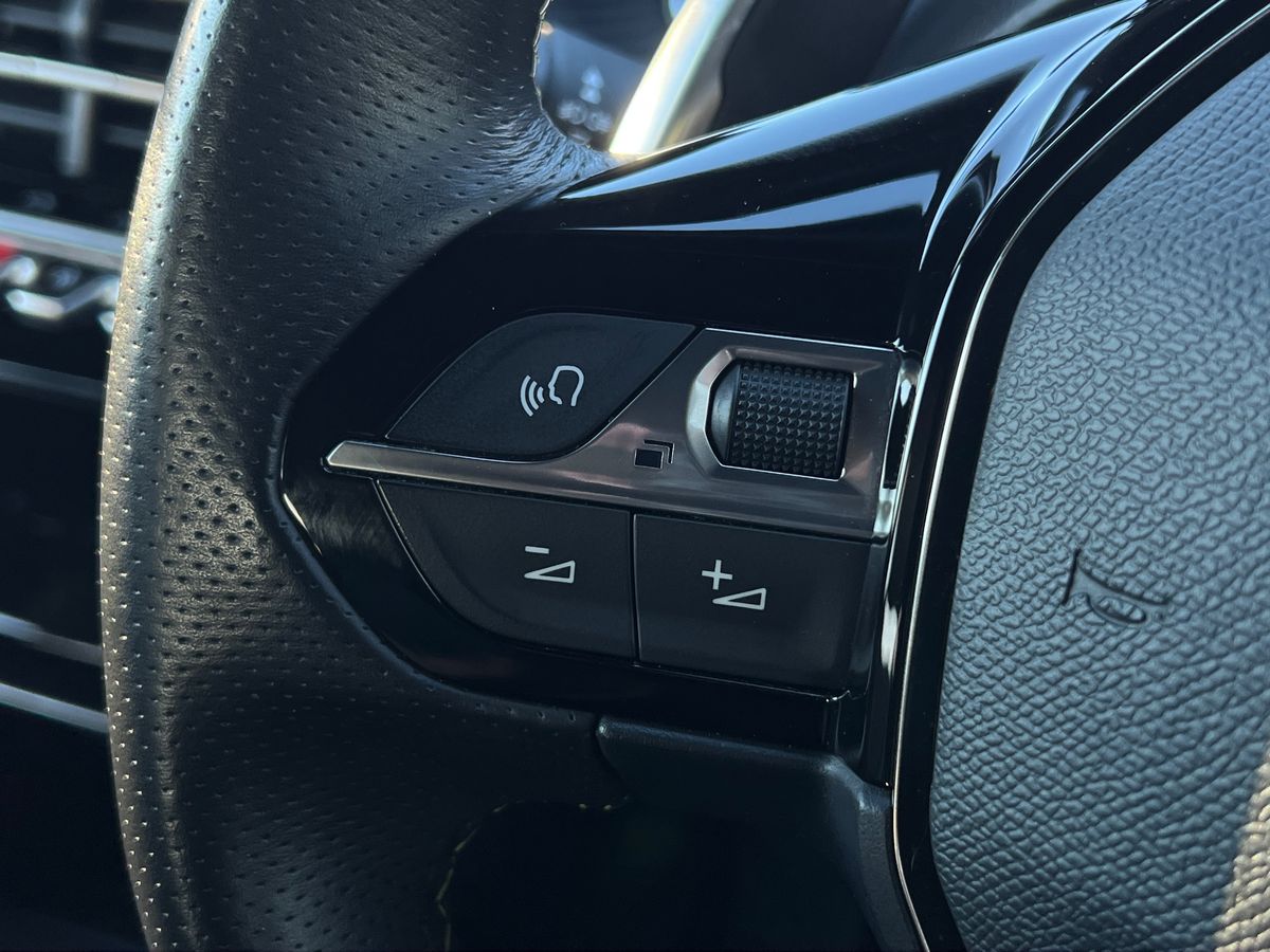 Used Peugeot 2008 2021 for sale - 77094259: Photo 17