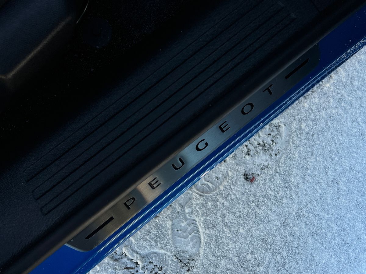 Used Peugeot 2008 2021 for sale - 77094259: Photo 34