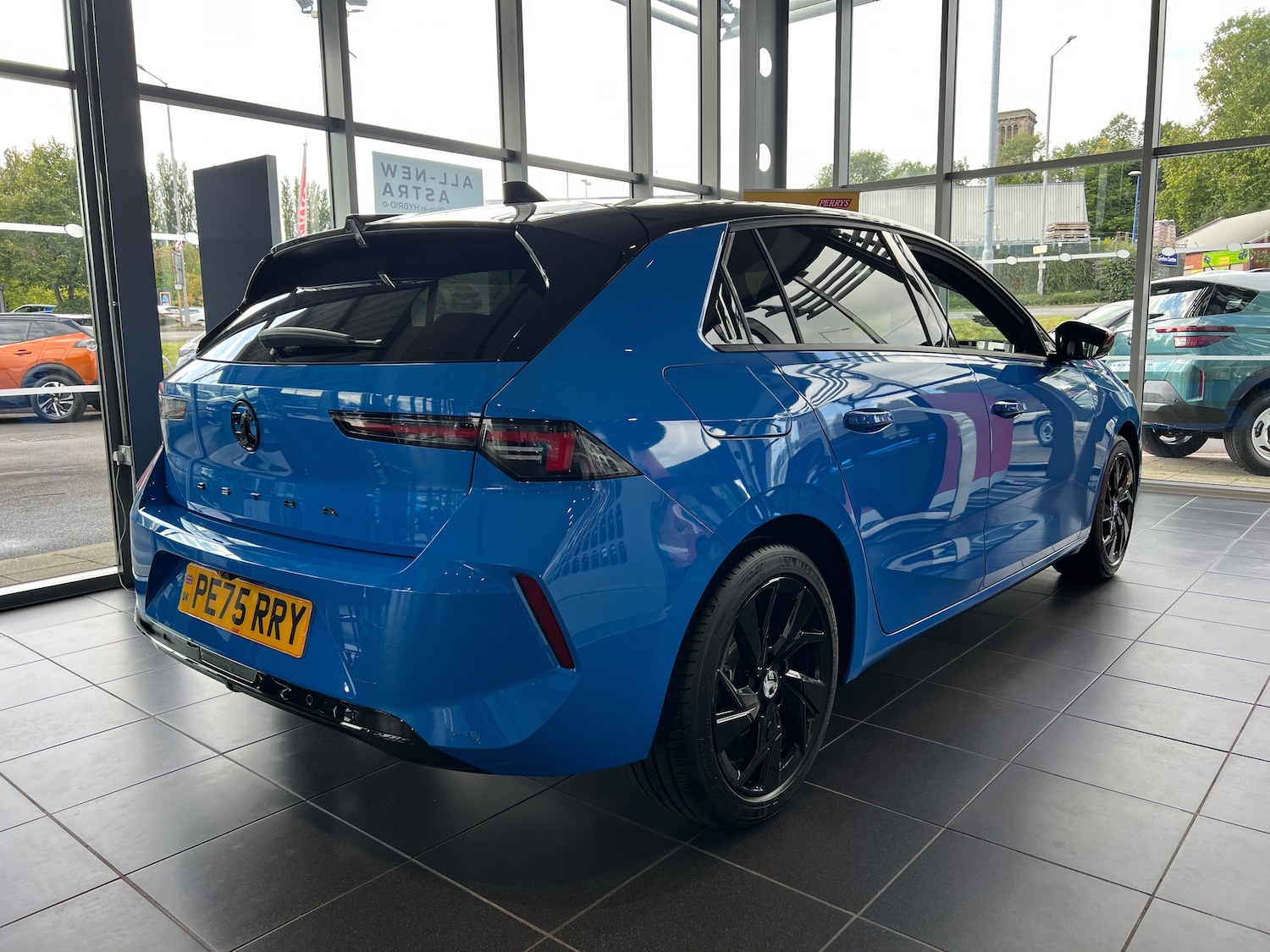 Used Vauxhall Astra 2025 for sale - 77271668: Photo 3