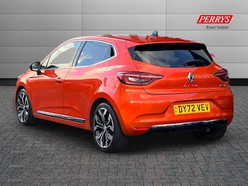Used Renault Clio 2022 for sale - 76565805: Photo