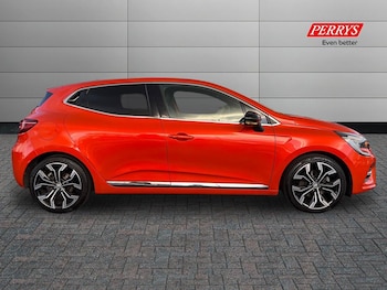 Used Renault Clio 2022 for sale - 76565805: Photo