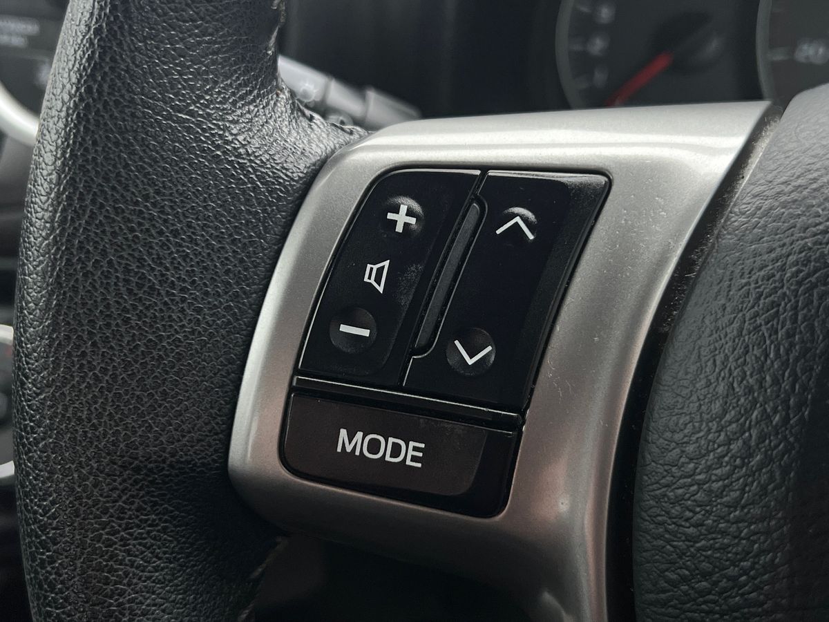 Used Toyota Yaris 2013 for sale - 77002101: Photo 16