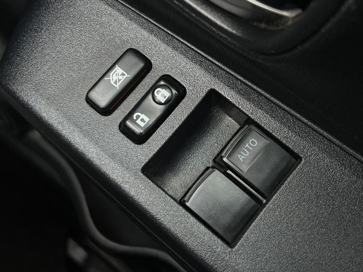 Used Toyota Yaris 2013 for sale - 77002101: Photo 18