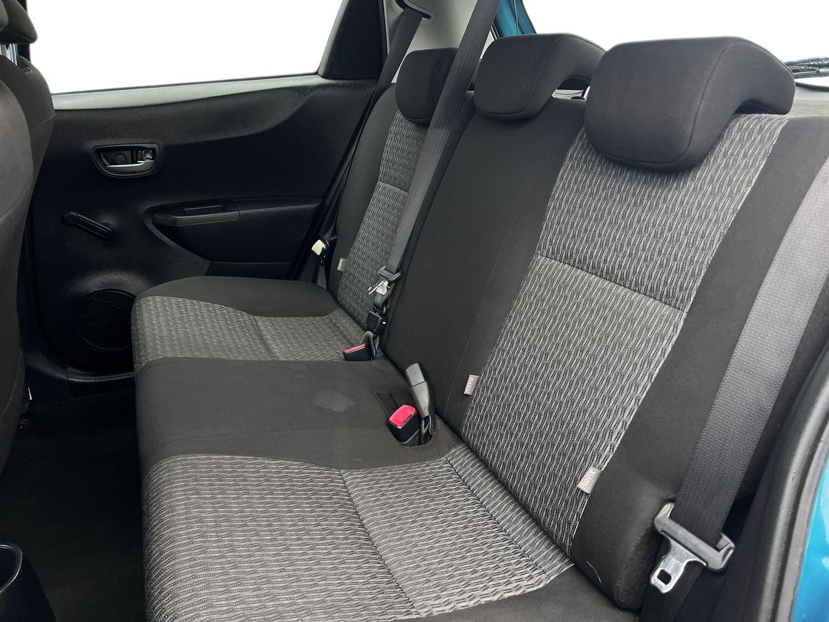 Used Toyota Yaris 2013 for sale - 77002101: Photo 19