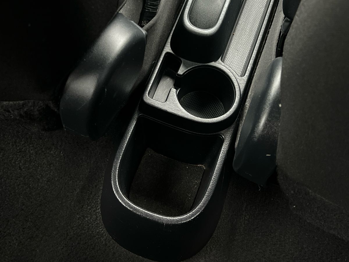 Used Toyota Yaris 2013 for sale - 77002101: Photo 28