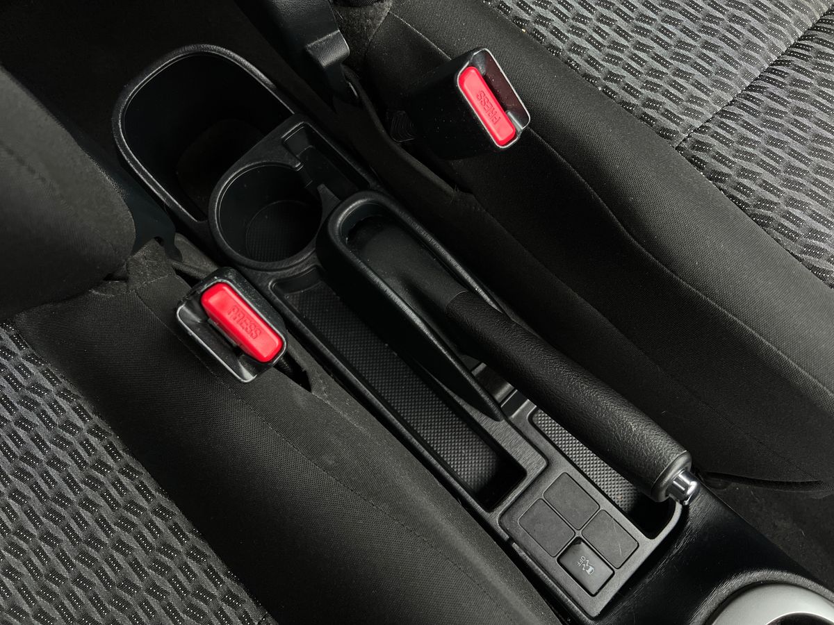 Used Toyota Yaris 2013 for sale - 77002101: Photo 30