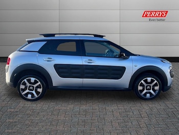 Used Citroen C4 Cactus 2017 for sale - 76171196: Photo