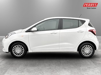 Used Hyundai i10 2017 for sale - 77707759: Photo
