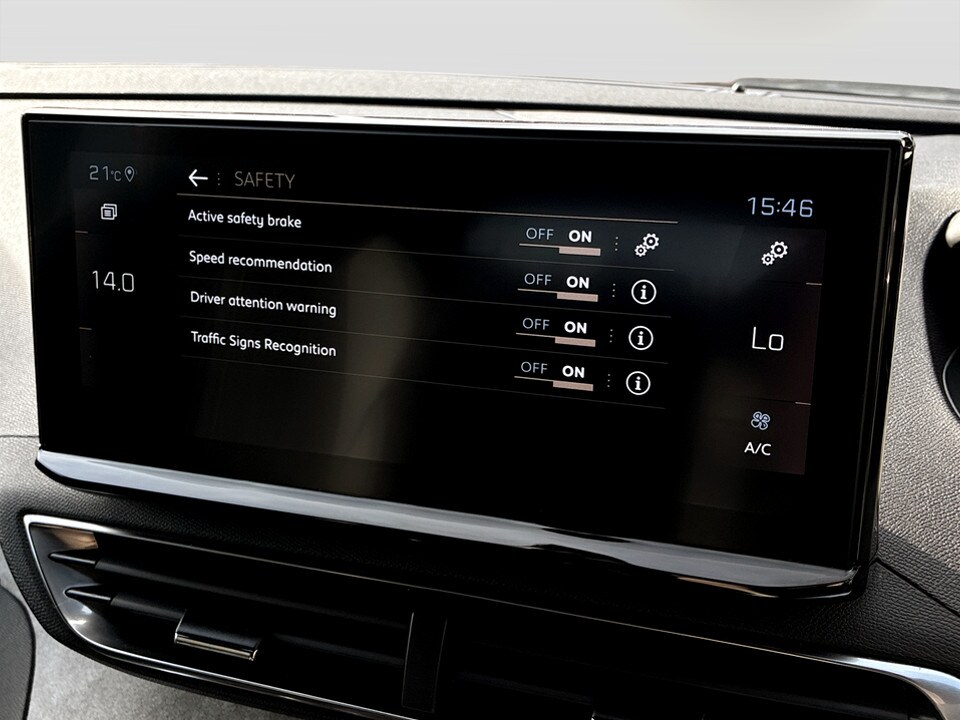 Used Peugeot 3008 2022 for sale - 77398568: Photo 42