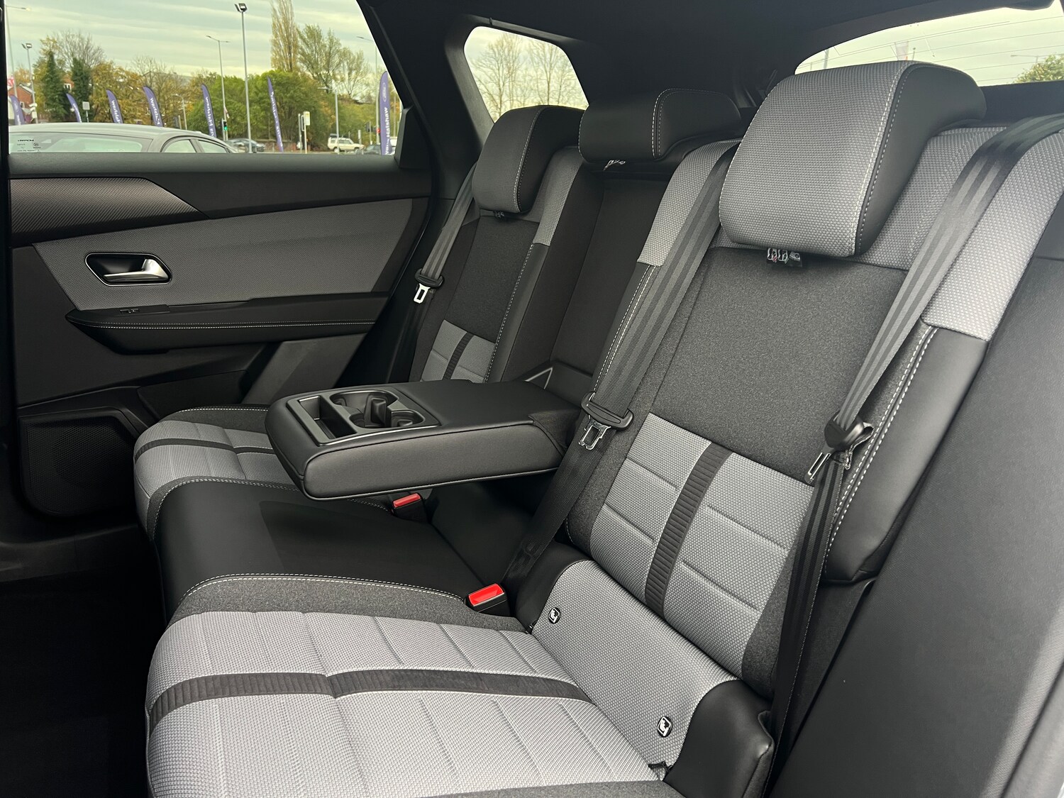 Used Vauxhall Grandland 2025 for sale - 76436781: Photo 9