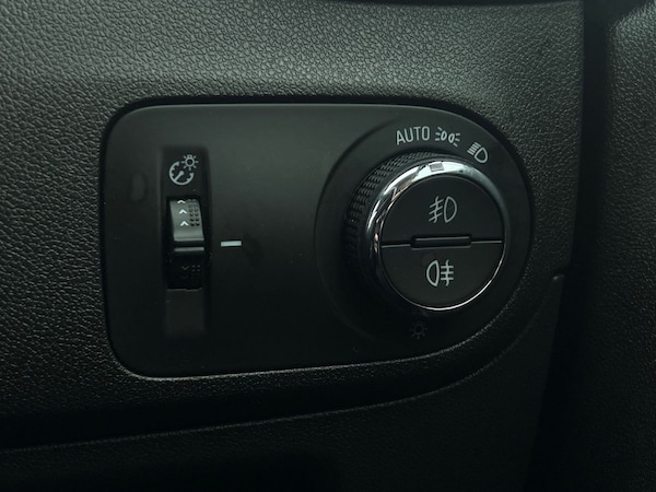Used Vauxhall Crossland 2023 for sale - 76311183: Photo 38