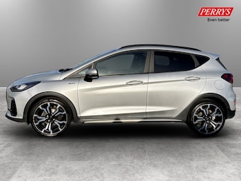 Used Ford Fiesta 2023 for sale - 77555567: Photo