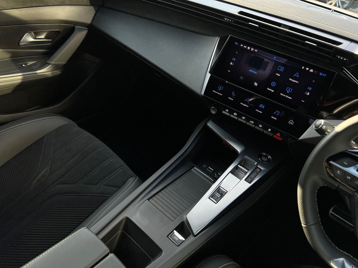 Used Peugeot 308 2023 for sale - 76220025: Photo 20