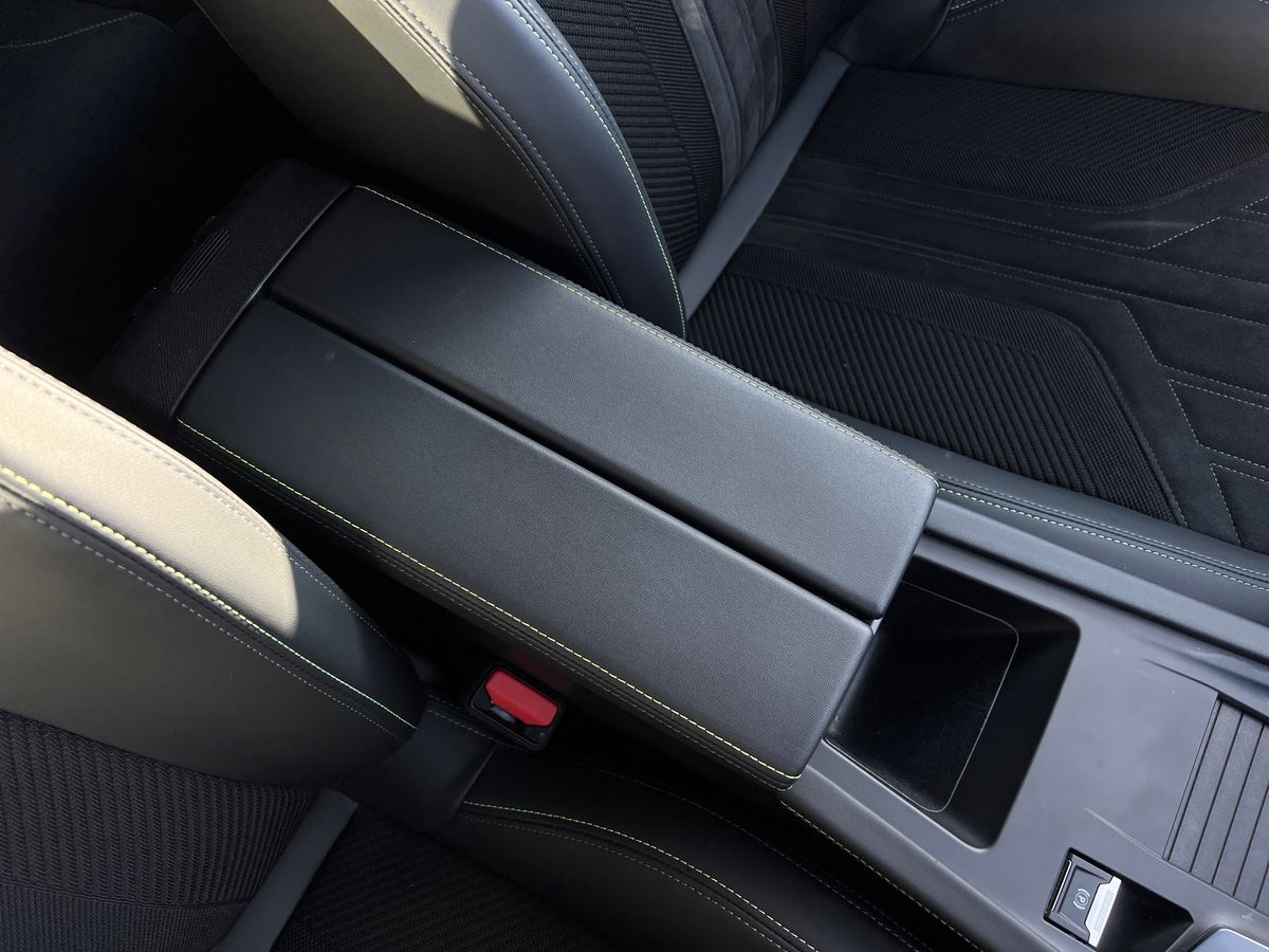 Used Peugeot 308 2023 for sale - 76220025: Photo 39