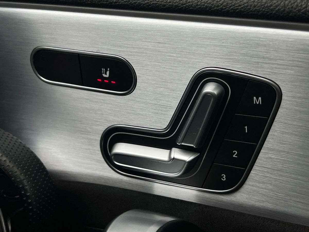 Used Mercedes-Benz A-Class 2019 for sale - 76220102: Photo 41