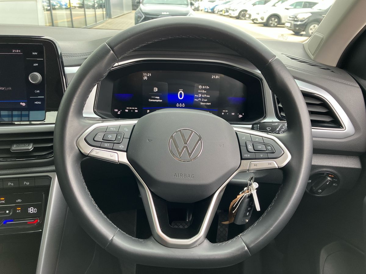 Used Volkswagen T-Roc 2023 for sale - 76777521: Photo 15