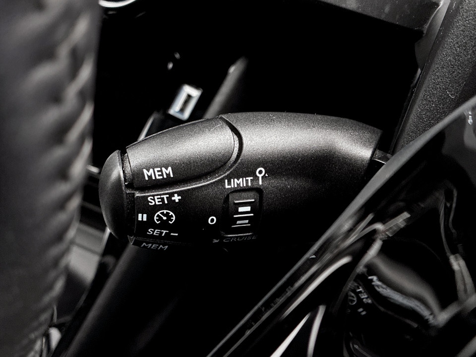 Used Peugeot 208 2023 for sale - 77417686: Photo 31