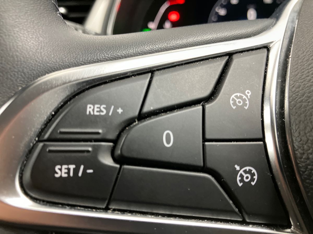 Used Renault Captur 2022 for sale - 76777509: Photo 16