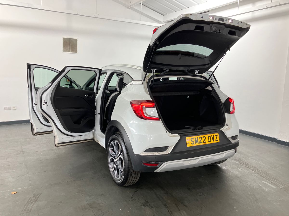 Used Renault Captur 2022 for sale - 76777509: Photo 29