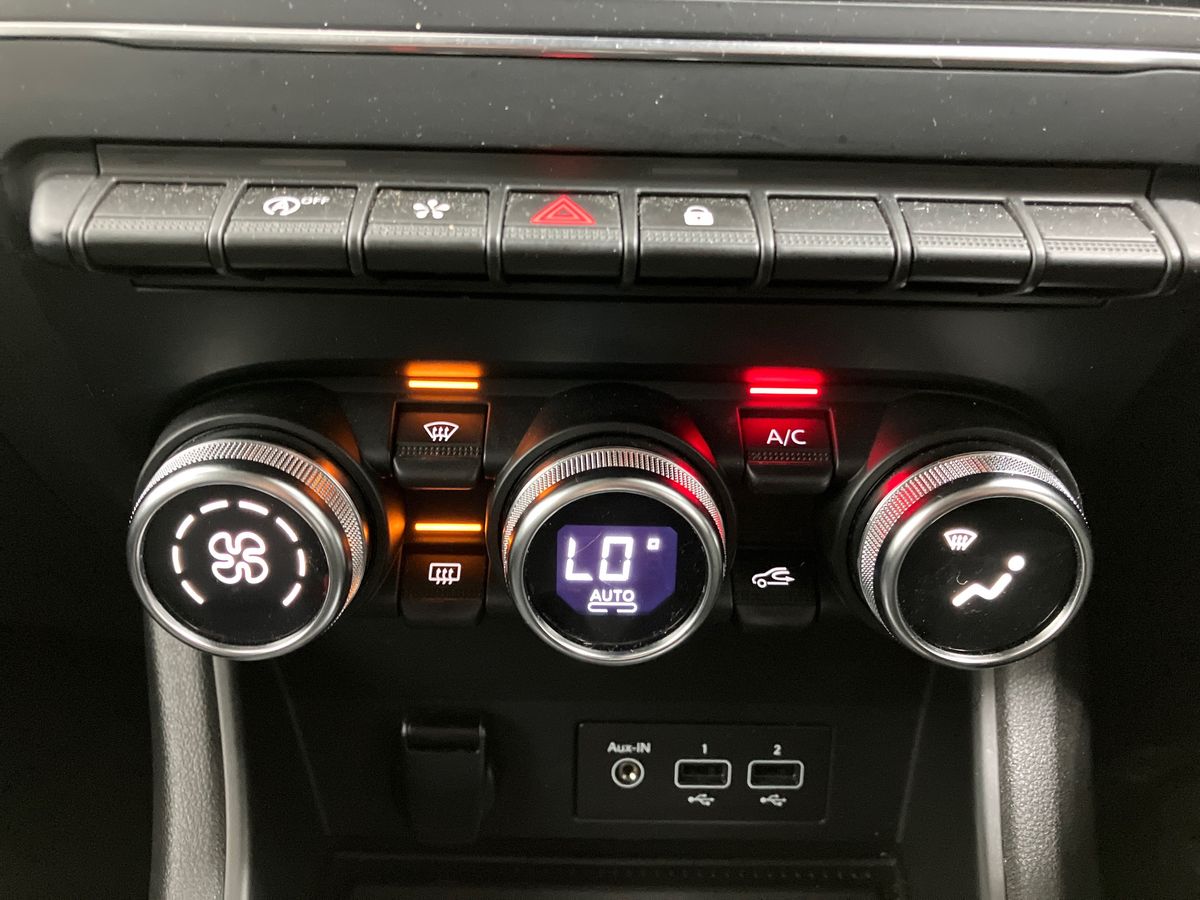 Used Renault Captur 2022 for sale - 76777509: Photo 31