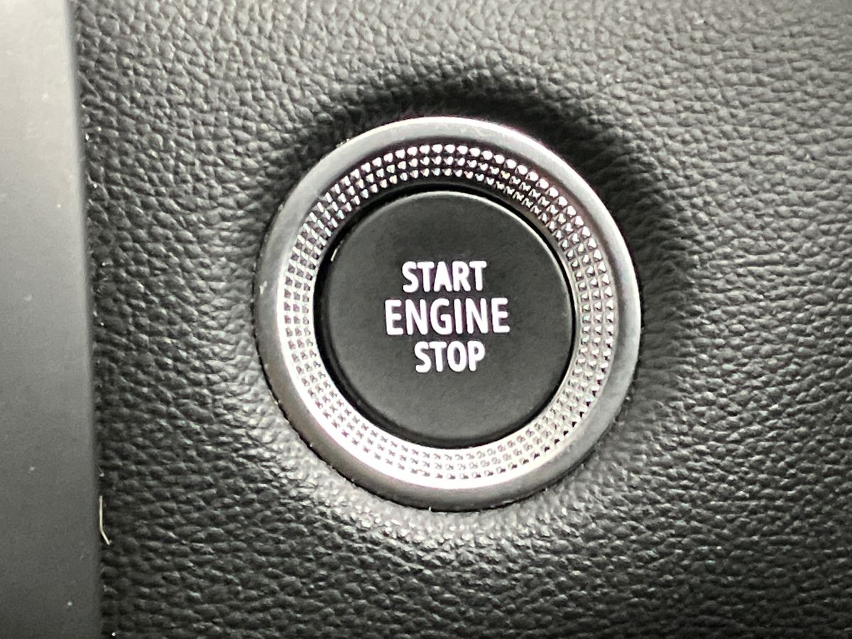 Used Renault Captur 2022 for sale - 76777509: Photo 32