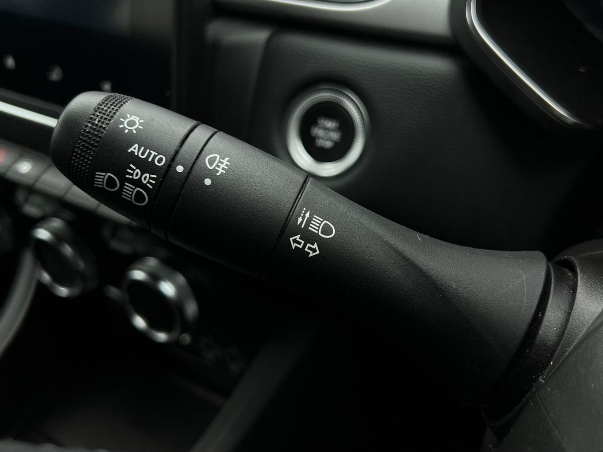 Used Renault Captur 2022 for sale - 76777509: Photo 42