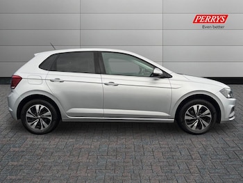 Used Volkswagen Polo 2021 for sale - 76542392: Photo