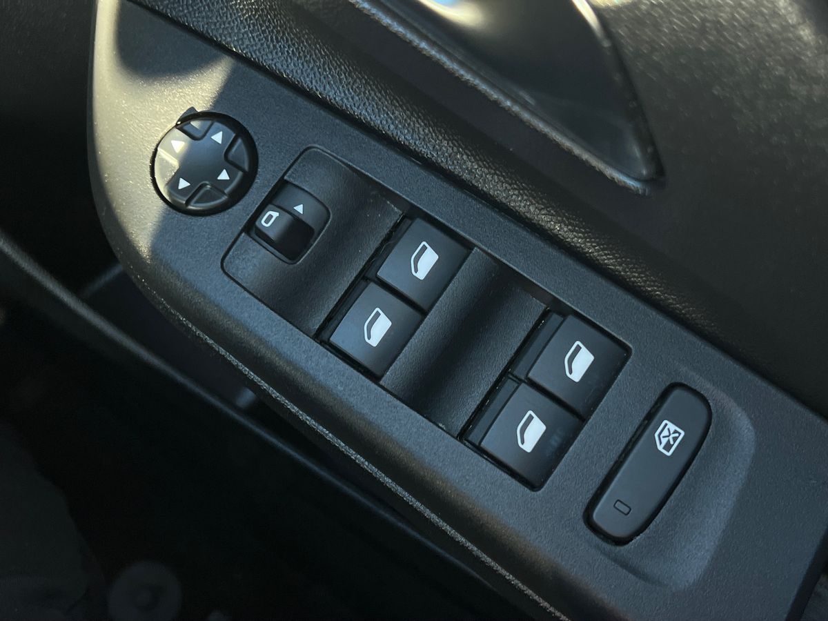 Used Vauxhall Corsa 2023 for sale - 76706886: Photo 17