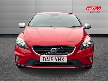 Used Volvo V40 2015 for sale - 76777510: Photo