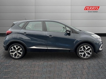 Used Renault Captur 2018 for sale - 77221128: Photo