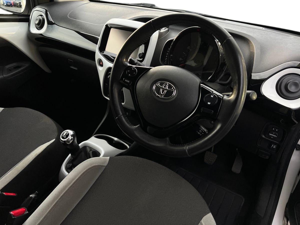 Used Toyota AYGO 2016 for sale - 76364528: Photo 8