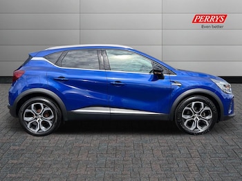 Used Renault Captur 2022 for sale - 75342431: Photo