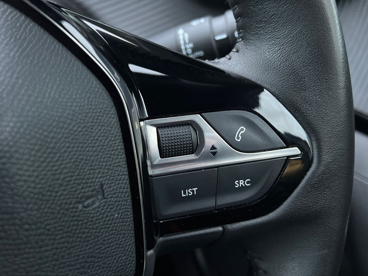 Used Peugeot 2008 2022 for sale - 77125307: Photo 39