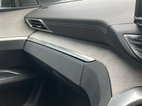 Used Peugeot 3008 2022 for sale - 75390808: Photo 32