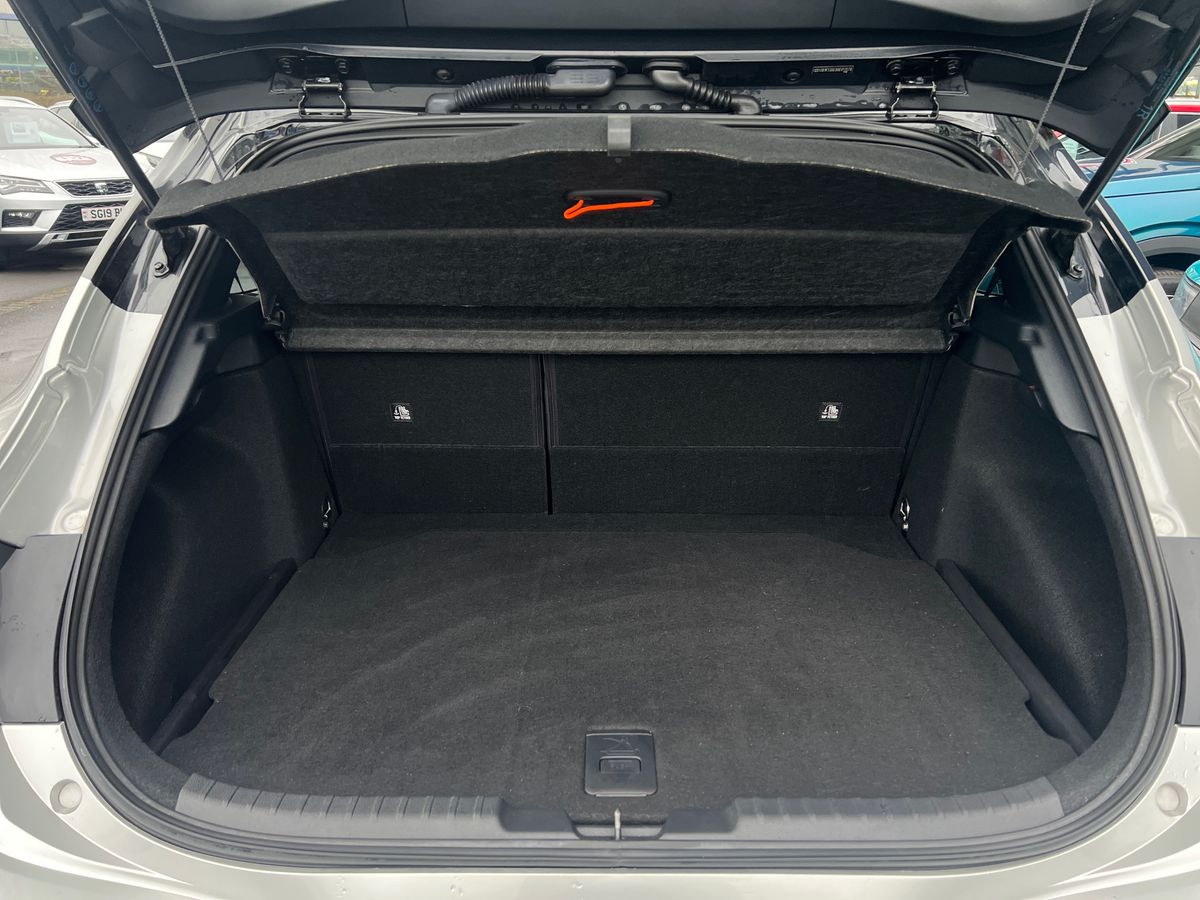 Used Toyota Corolla 2020 for sale - 77221101: Photo 21