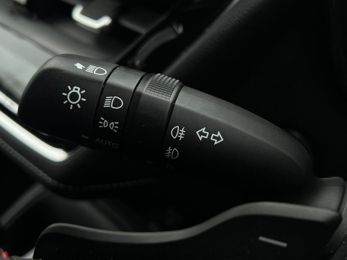 Used Toyota Corolla 2020 for sale - 77221101: Photo 42