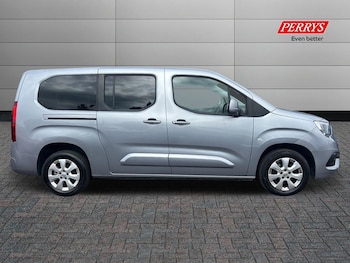 Used Vauxhall Combo Life 2022 for sale - 75850359: Photo