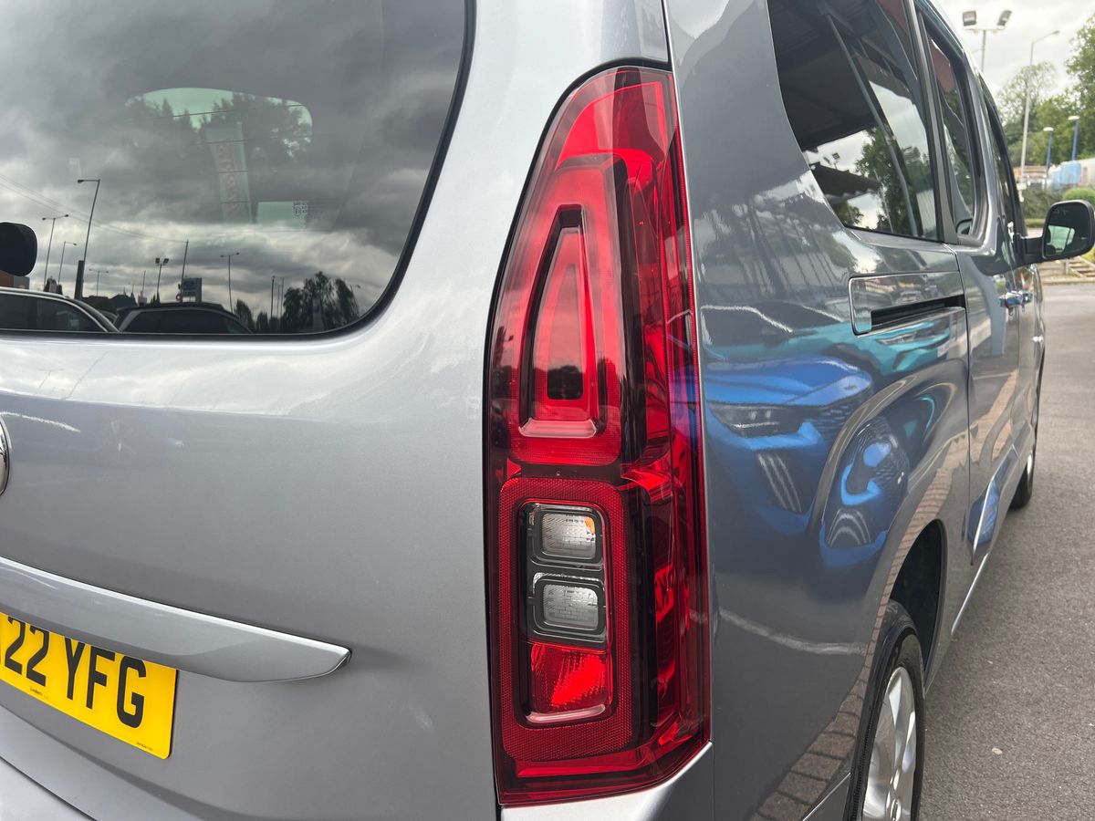 Vehicle 28