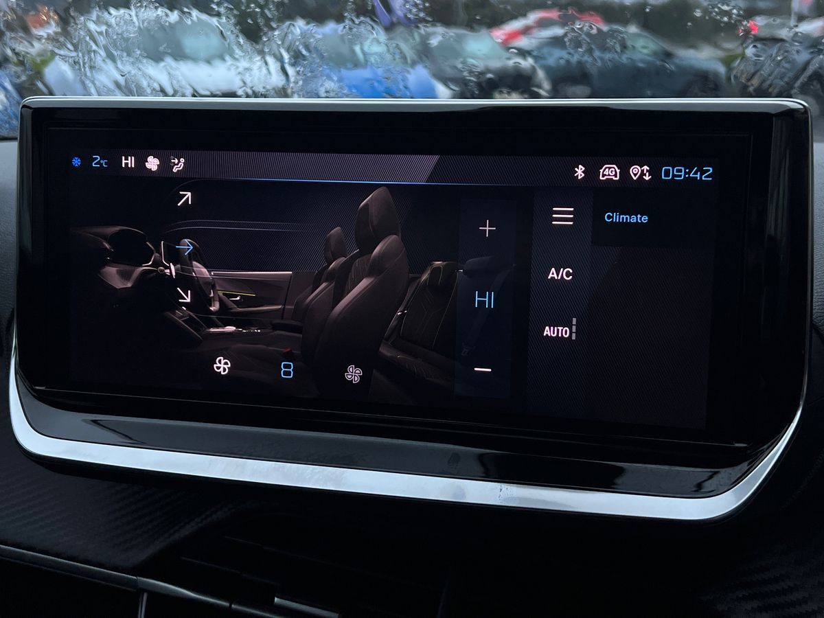 Used Peugeot 2008 2023 for sale - 76663302: Photo 12