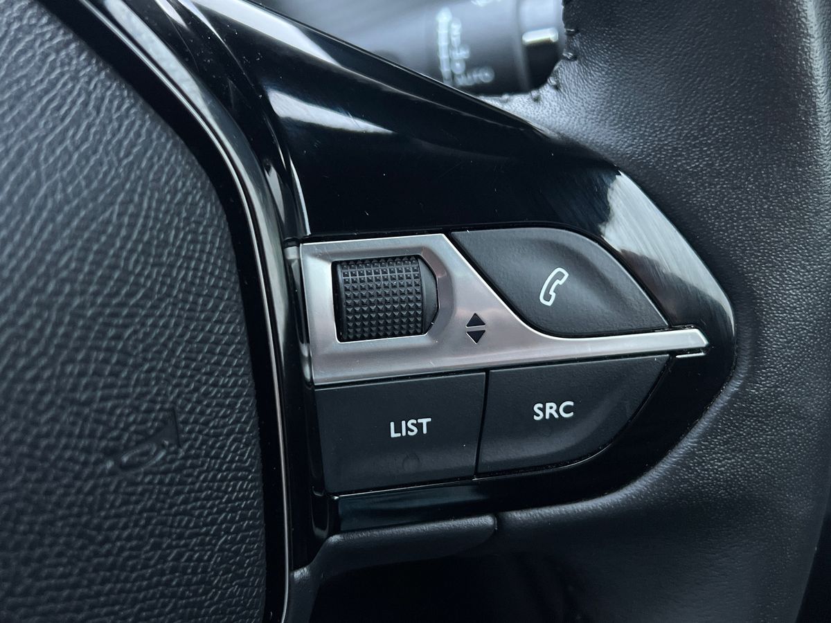 Used Peugeot 2008 2023 for sale - 76663302: Photo 35