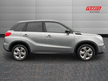 Used Suzuki Vitara 2017 for sale - 76762625: Photo