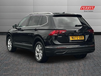 Used Volkswagen Tiguan Allspace 2022 for sale - 76542407: Photo