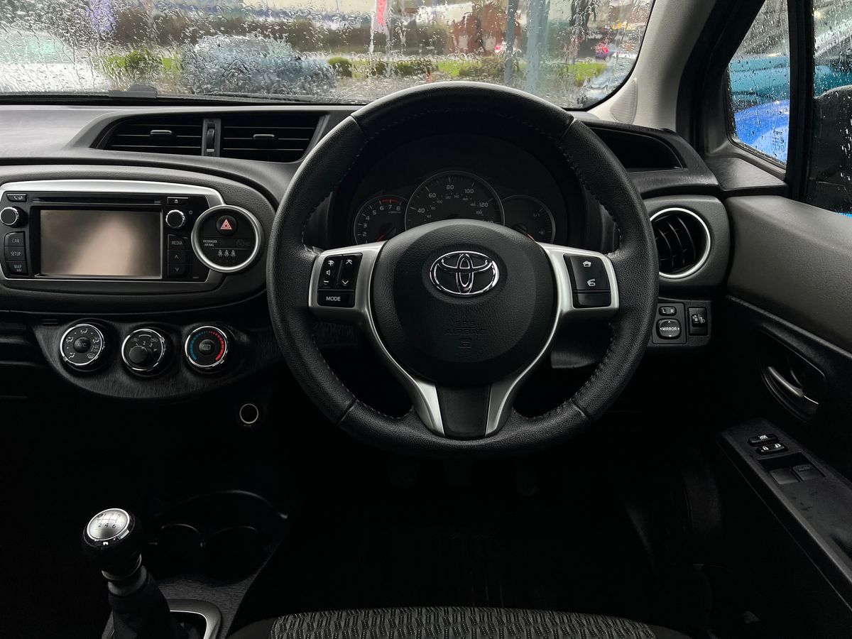 Used Toyota Yaris 2013 for sale - 77113675: Photo 16