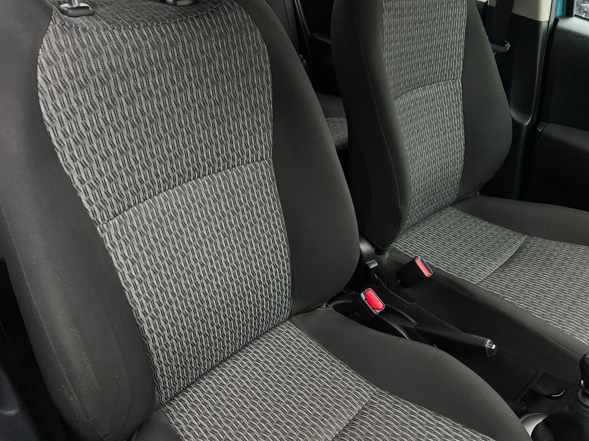 Used Toyota Yaris 2013 for sale - 77113675: Photo 30