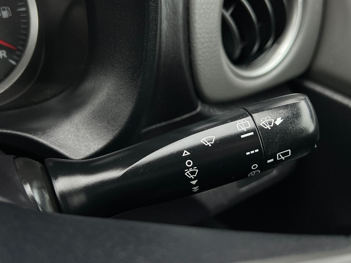 Used Toyota Yaris 2013 for sale - 77113675: Photo 36