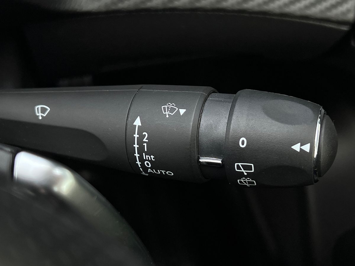 Used Peugeot 2008 2022 for sale - 76611849: Photo 38